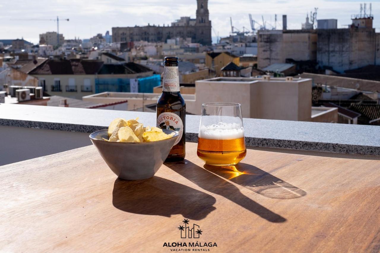 Luxury Duplex With Pool And Padel Court In Town Lägenhet Málaga Exteriör bild