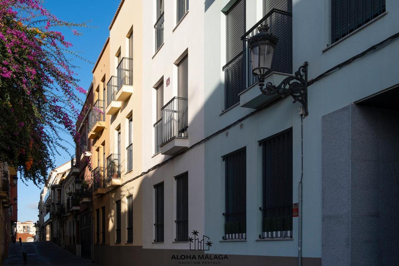 Luxury Duplex With Pool And Padel Court In Town Lägenhet Málaga Exteriör bild