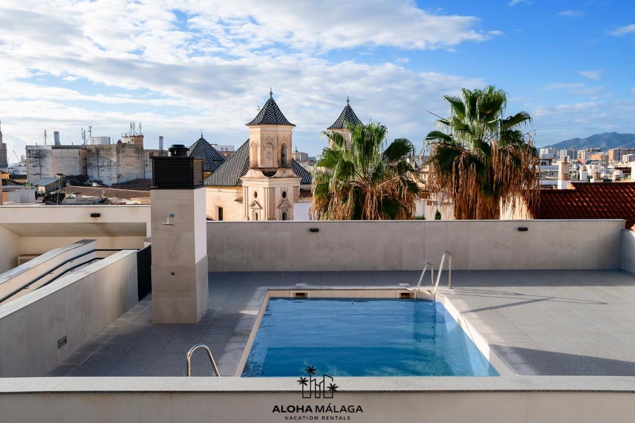 Luxury Duplex With Pool And Padel Court In Town Lägenhet Málaga Exteriör bild