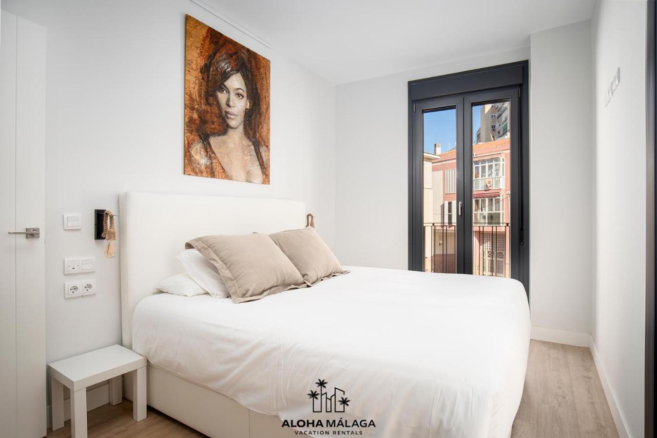 Luxury Duplex With Pool And Padel Court In Town Lägenhet Málaga Exteriör bild