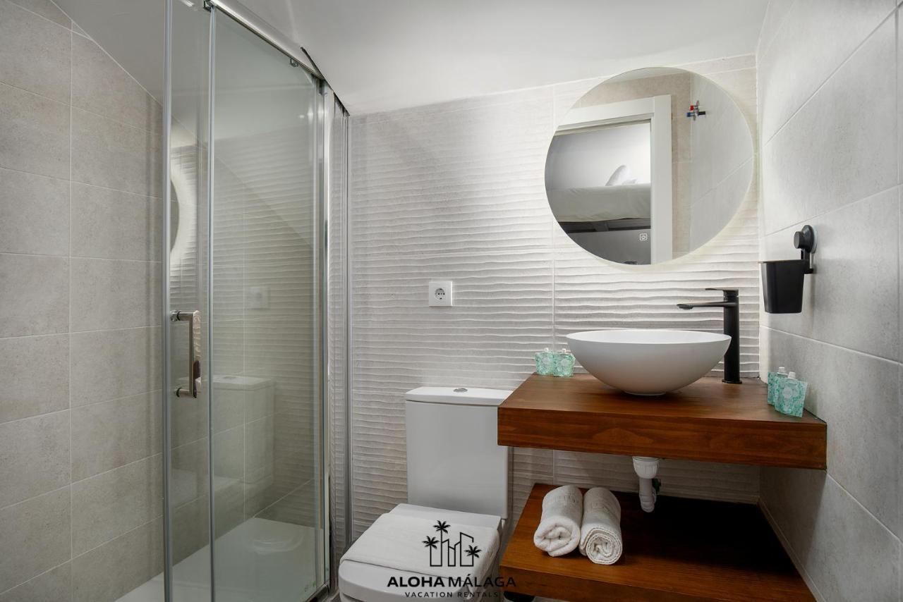 Luxury Duplex With Pool And Padel Court In Town Lägenhet Málaga Exteriör bild