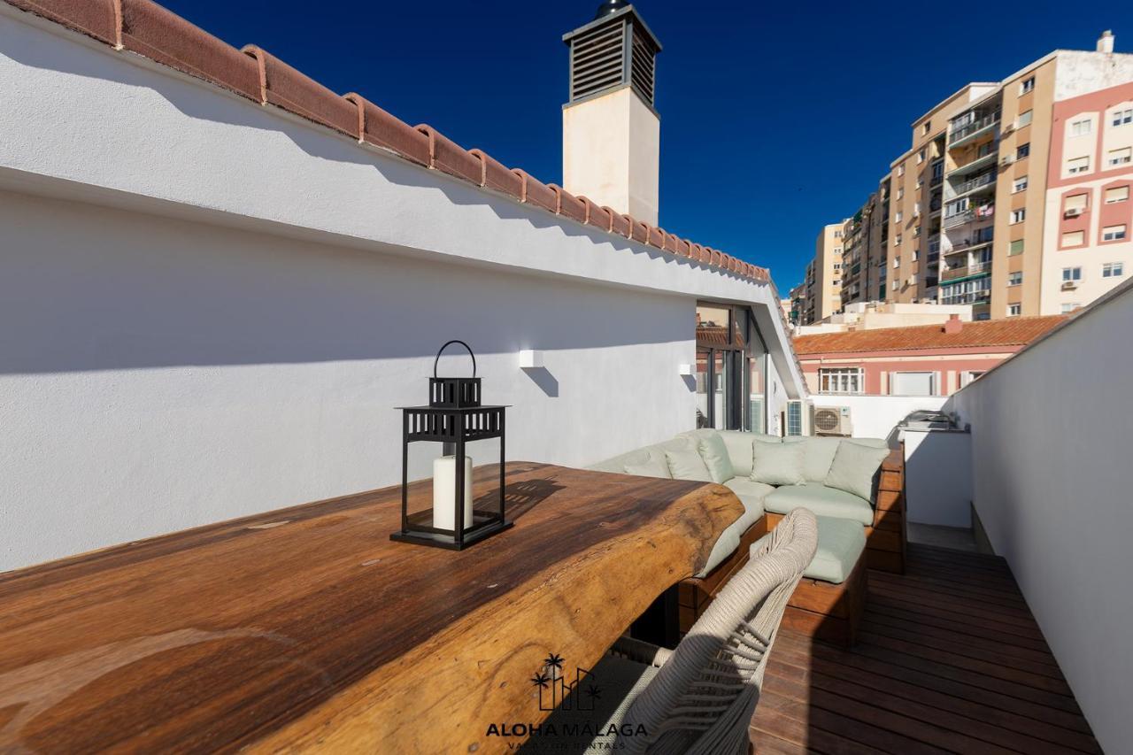 Luxury Duplex With Pool And Padel Court In Town Lägenhet Málaga Exteriör bild